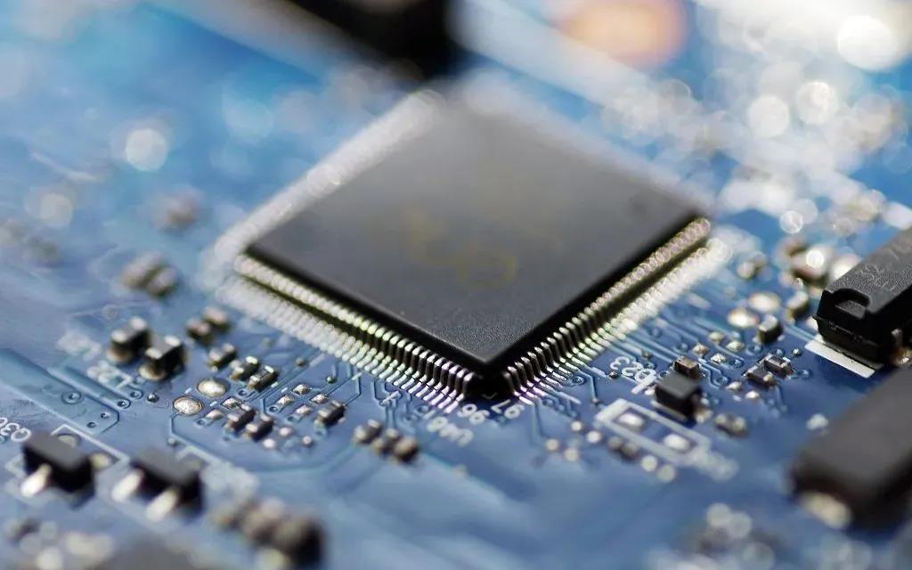 敬请投资者仔细阅读基金法律文件