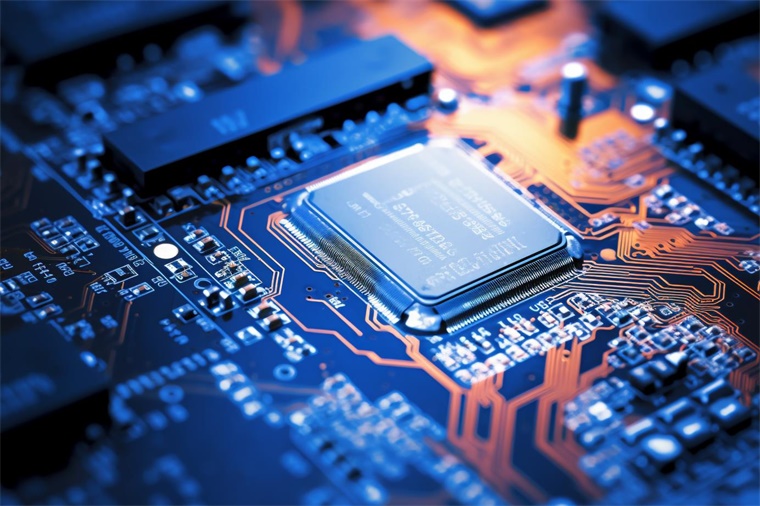 亦不构成对基金业绩的承诺或保证