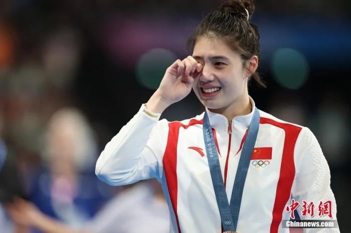 从春晚舞台解码《孤勇者》为何能火了多年仍持