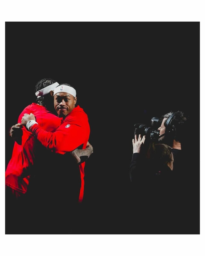 CJ-迈尔斯：从NBA铁血训练到镜头下的篮球情感捕