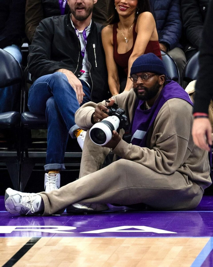 CJ-迈尔斯：从NBA铁血训练到镜头下的篮球情感捕