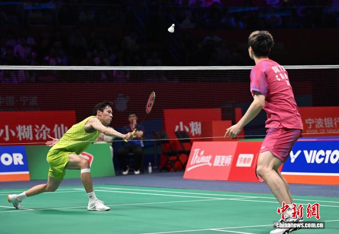 2026亚锦赛第三日：梁伟铿逆转夺胜 高昉洁晋级八