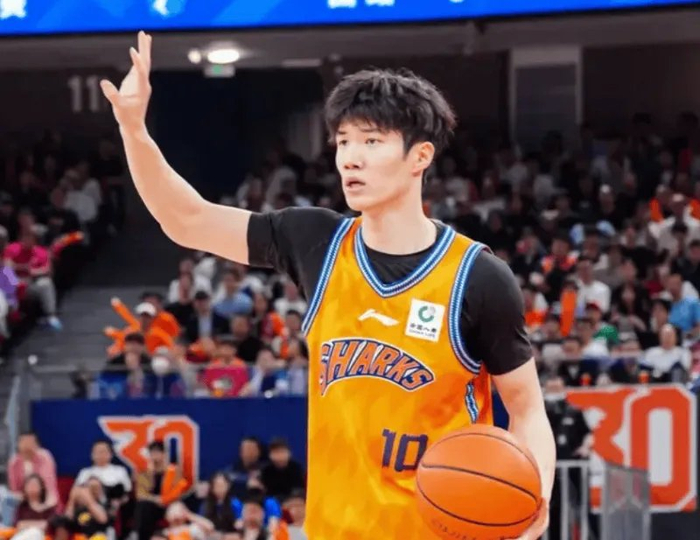 CBA季后赛8进4：上海力克山东四星闪耀关键战