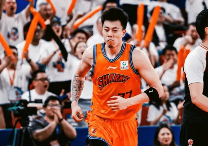 CBA季后赛8进4：上海力克山东四星闪耀关键战